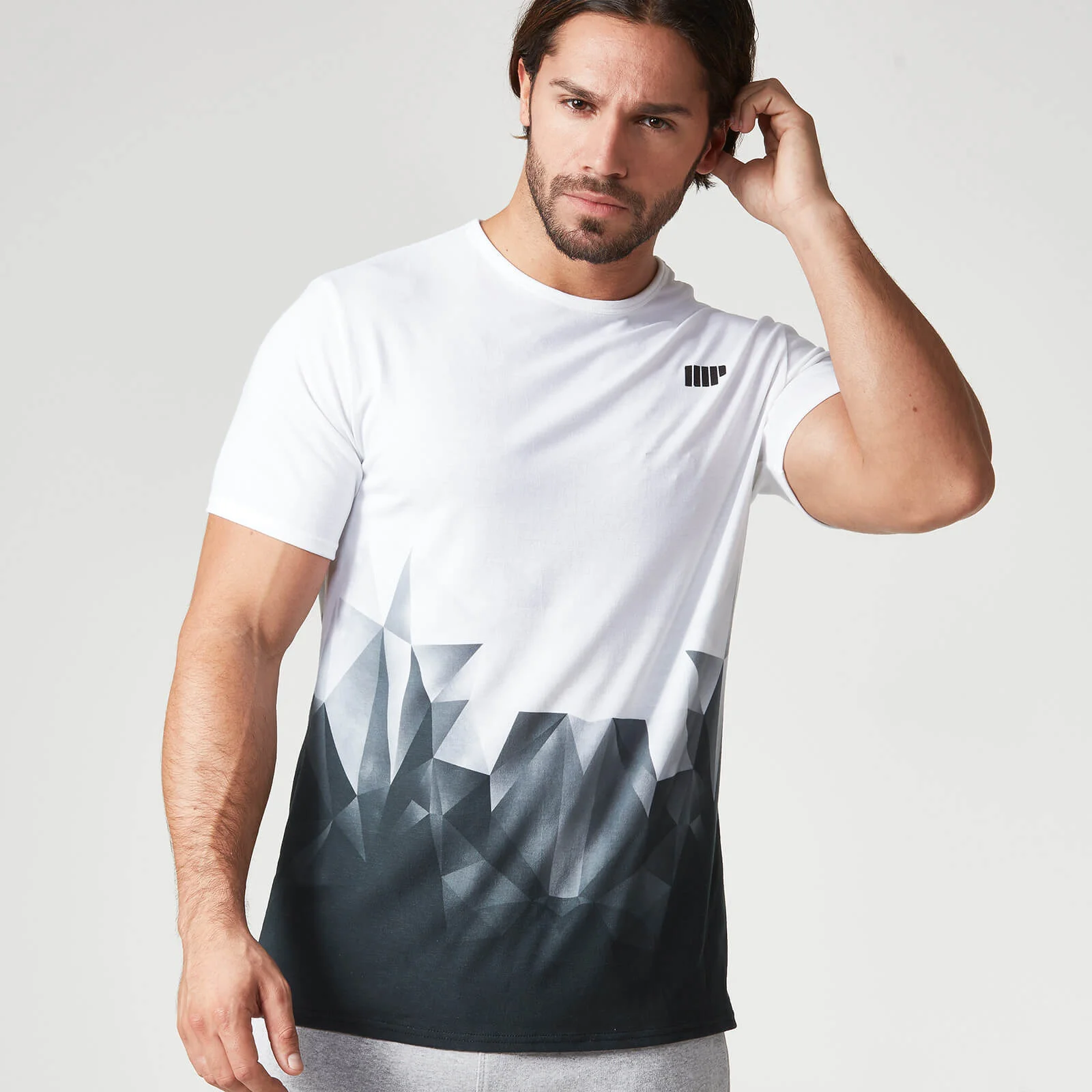 Myprotein Digital Geo Print T-Shirt - S - NoirImage1